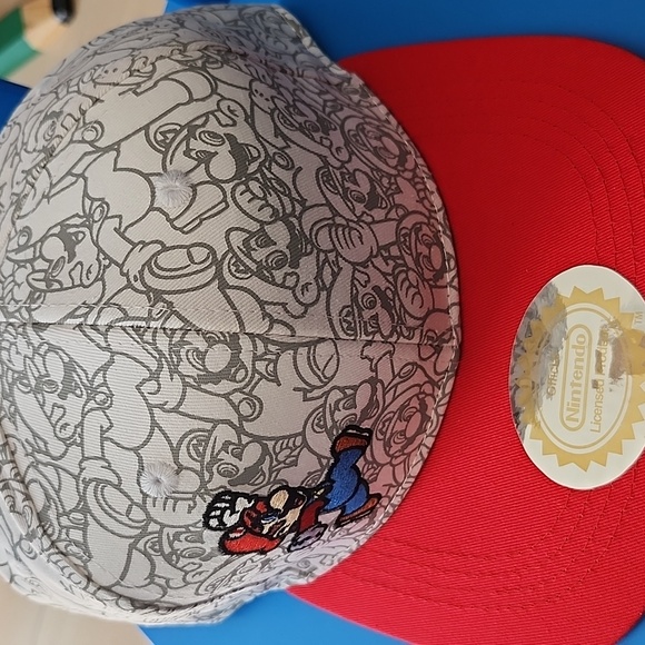 Official Nintendo licensed hat qty 1 mario - Picture 1 of 6